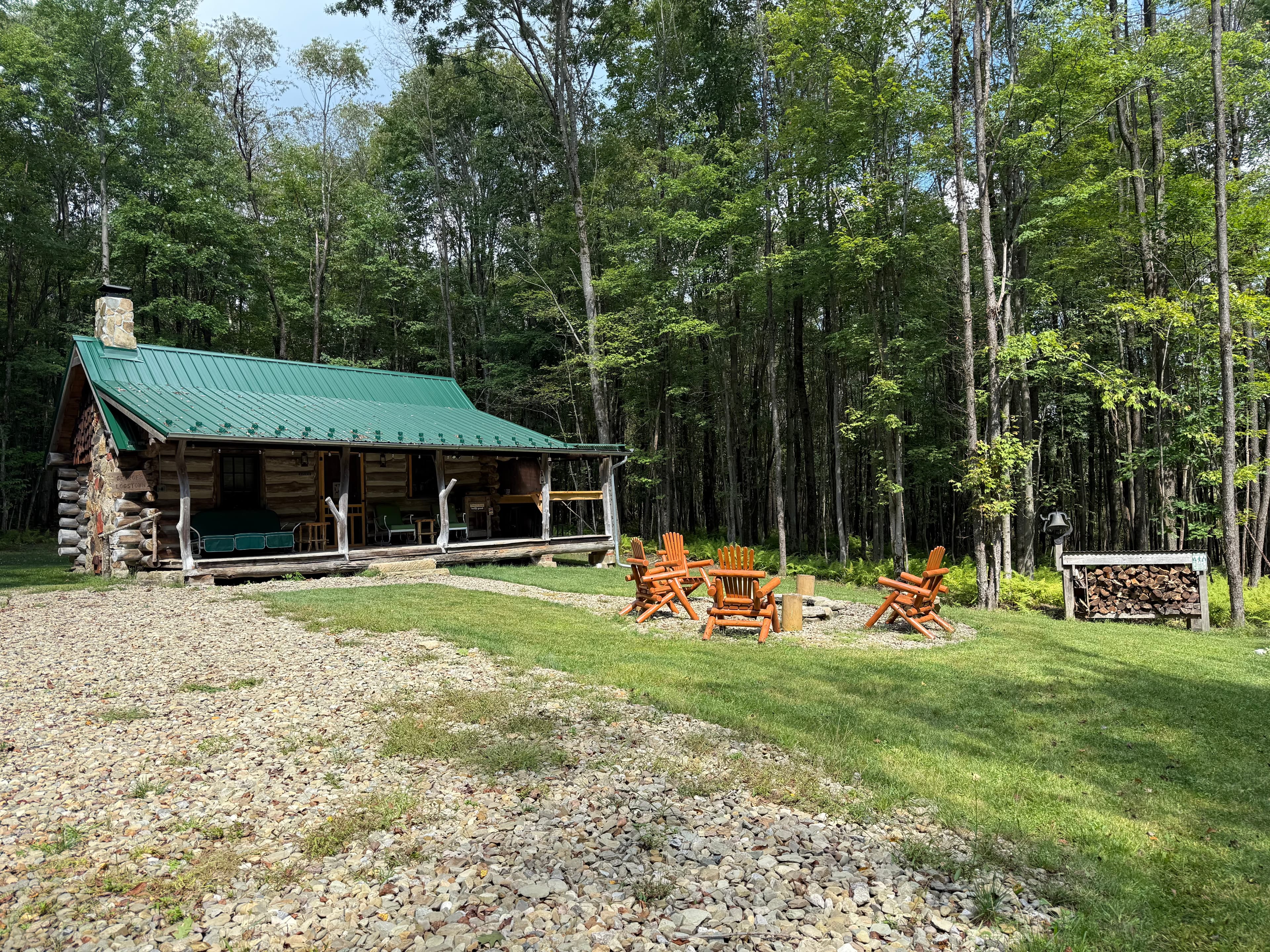 Hogback Log Cabin, property photograph 9